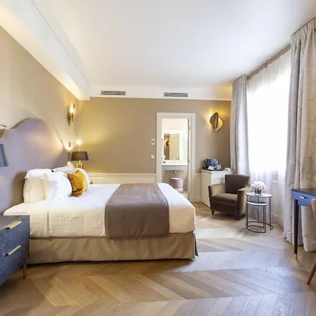 Hotel Foch Parigi