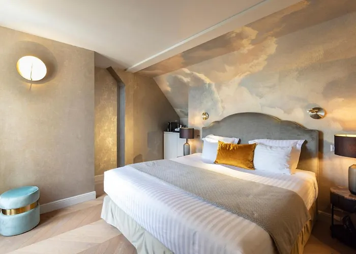 ريسيدونس فوش فندق