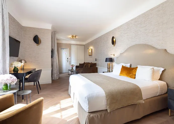 فندق ريسيدونس فوش 4*