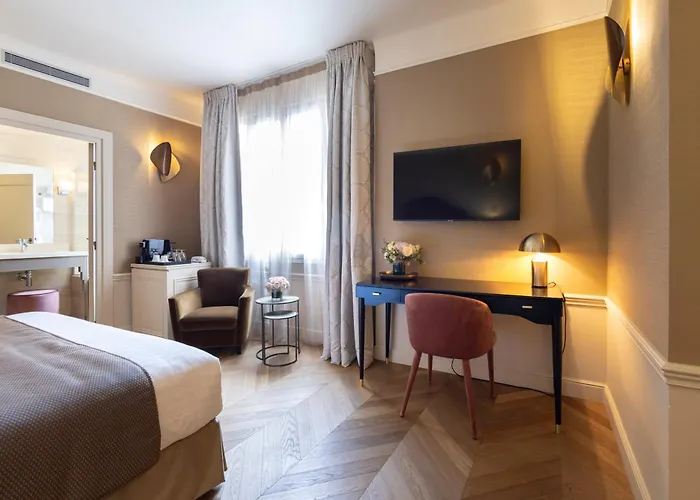 فندق ريسيدونس فوش 4*