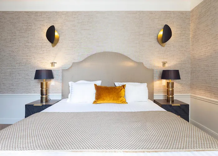 ريسيدونس فوش فندق