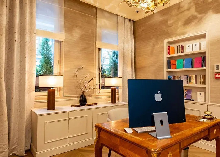 ريسيدونس فوش