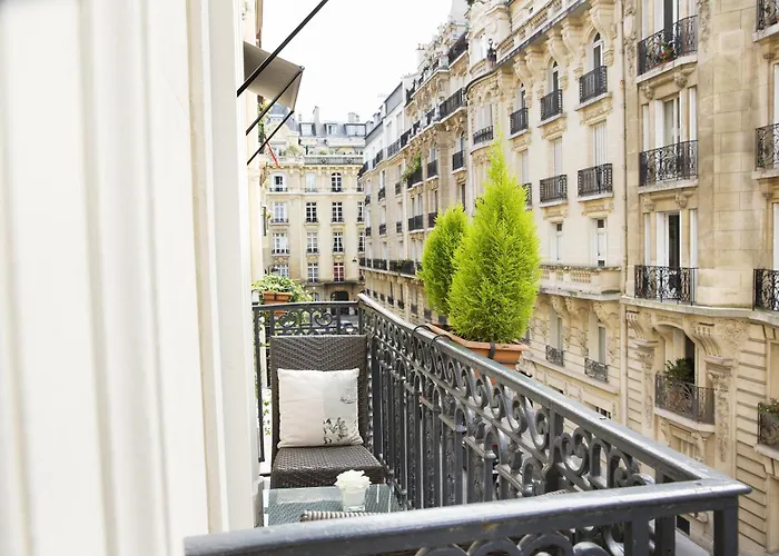 ريسيدونس فوش باريس