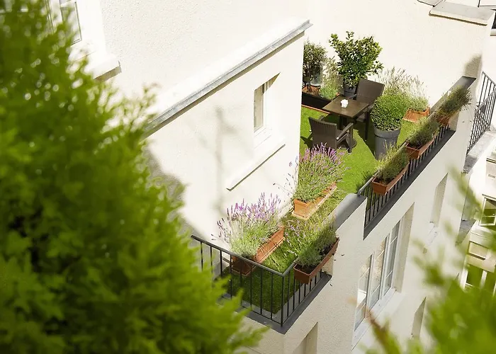 ريسيدونس فوش باريس