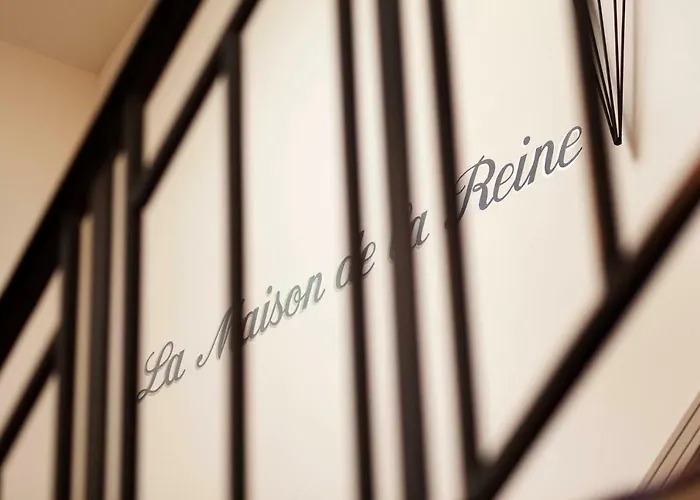 ريسيدونس فوش 4* باريس