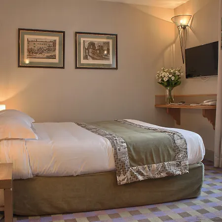 Hotel Foch Paris