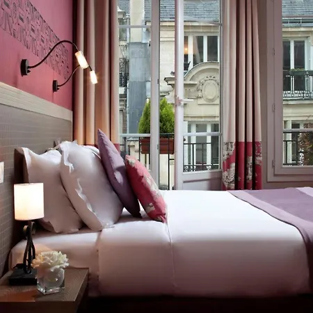 Foch Hotel Paris